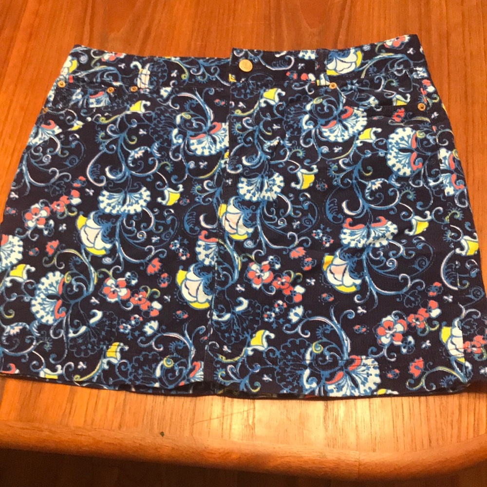 VGUC Lilly pulitzer corduroy skirt size 8